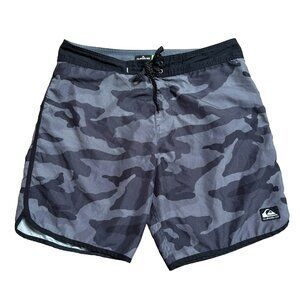 Quiksilver Board Shorts Mens Size 33 Gray Camo Print
